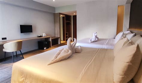 double room king bed meaning.